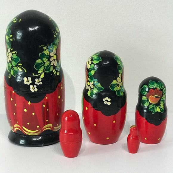 Signed Set of 5 Vintage Nesting Doll Matryoshka Russian Hand Painted Gold Gilt - Picture 12 of 16